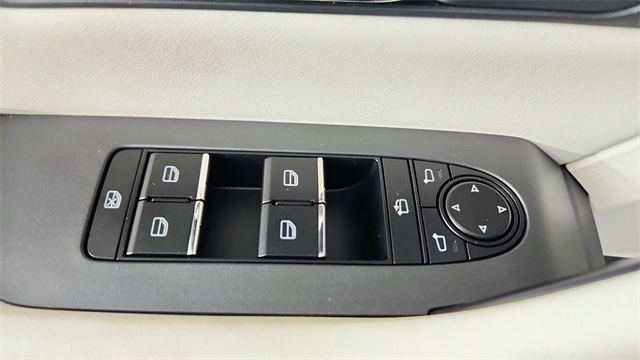 new 2024 Mazda CX-90 car, priced at $39,000