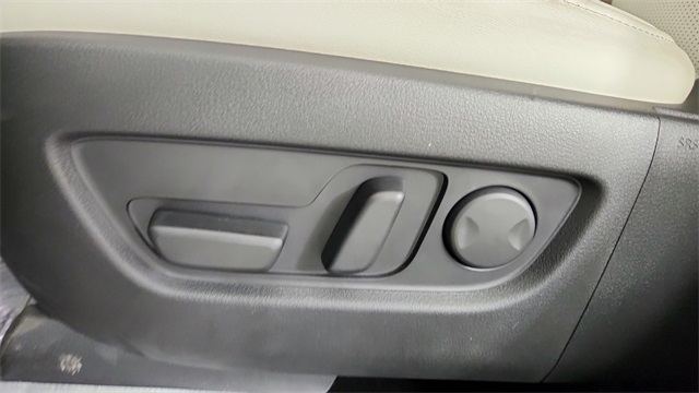 new 2024 Mazda CX-90 car, priced at $39,000