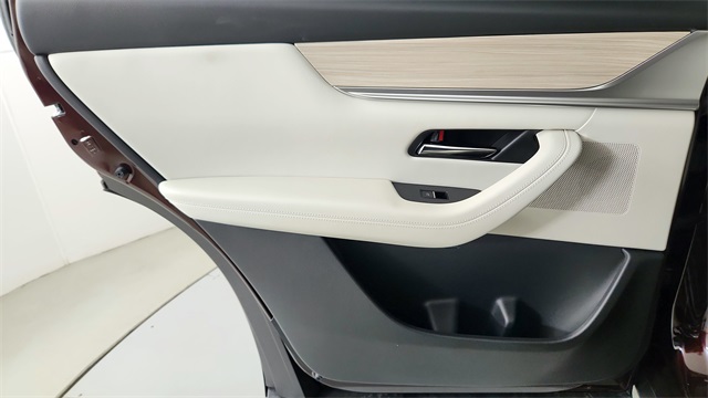 new 2024 Mazda CX-90 car, priced at $39,000