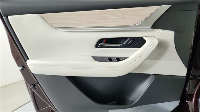 new 2024 Mazda CX-90 car, priced at $39,000