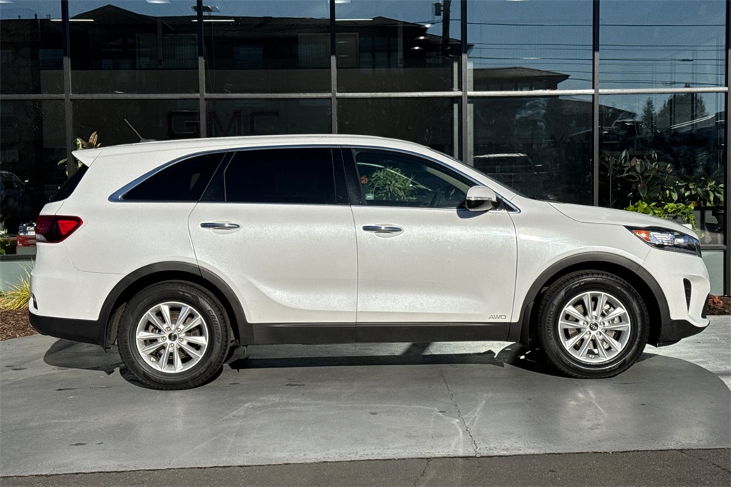 used 2019 Kia Sorento car, priced at $17,992