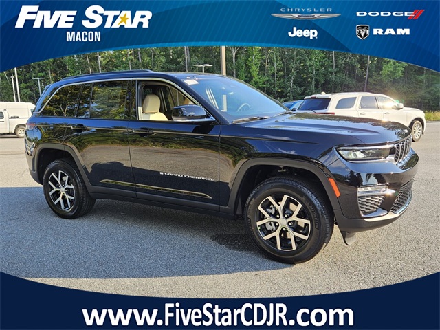 2025 Jeep Grand Cherokee Limited's photo