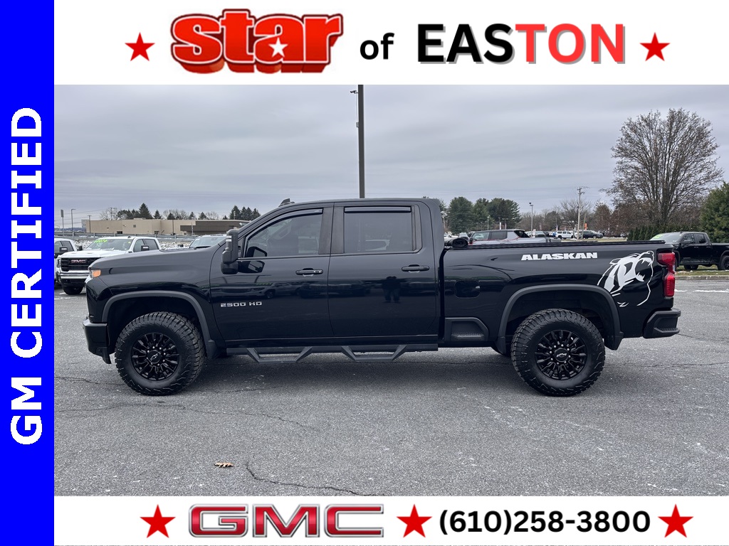 2021 Chevrolet Silverado 2500HD LT photo 2