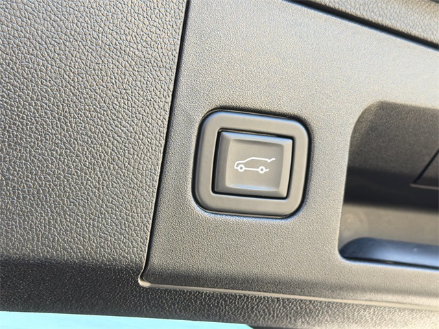 Used 2023 Cadillac XT4 SUV