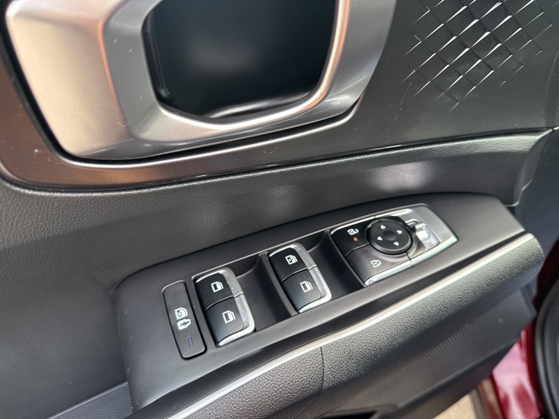 Used 2025 Kia Sorento SUV