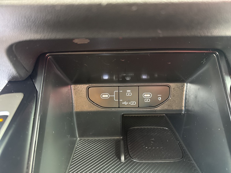 Used 2025 Kia Sorento SUV