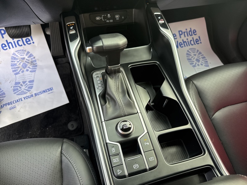 Used 2025 Kia Sorento SUV