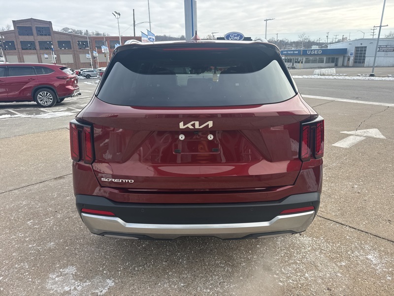 Used 2025 Kia Sorento SUV