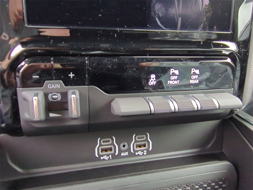 2025 Ram 1500 Big Horn Lone Star photo 14