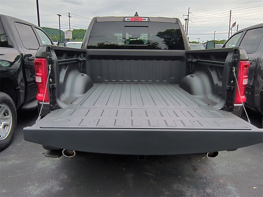 2025 Ram 1500 Big Horn Lone Star photo 4