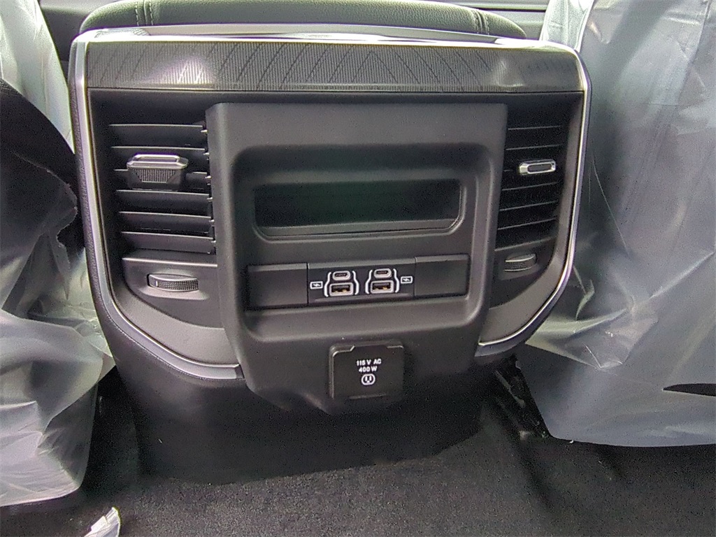 2025 Ram 1500 Big Horn Lone Star photo 9