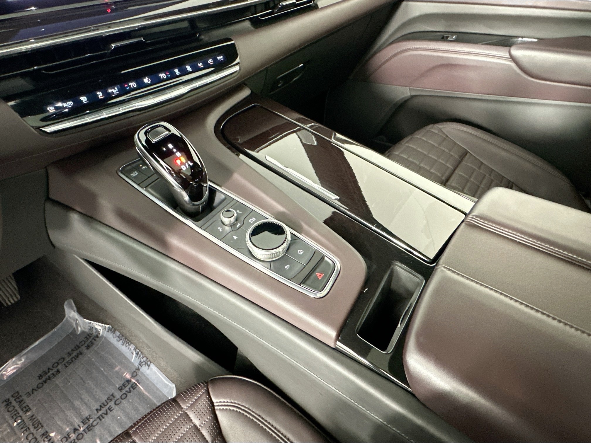 used 2022 Cadillac Escalade ESV car, priced at $69,993