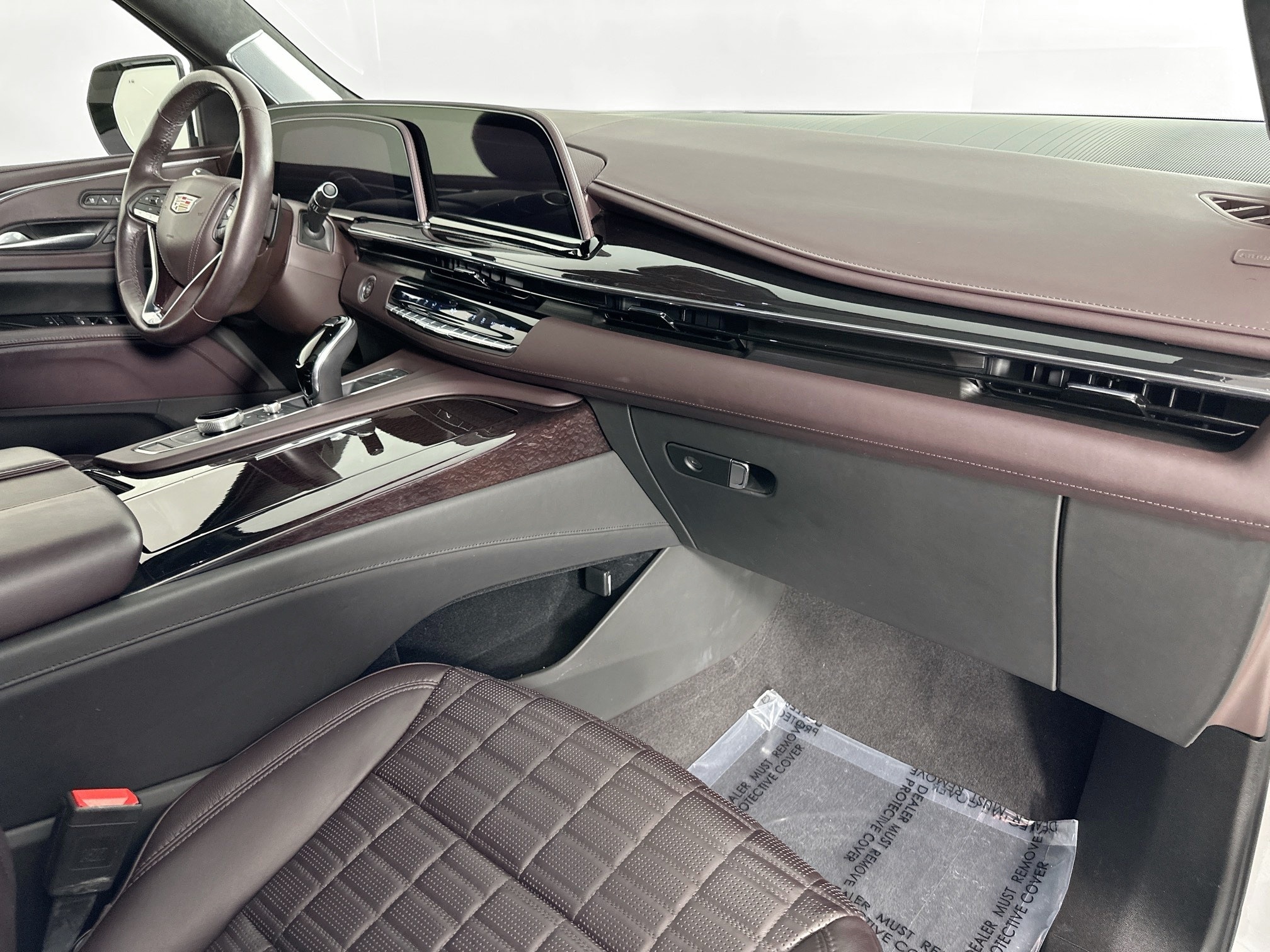 used 2022 Cadillac Escalade ESV car, priced at $69,993