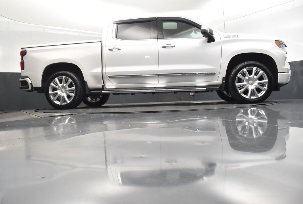 2024 Chevrolet Silverado 1500 High Country photo 36