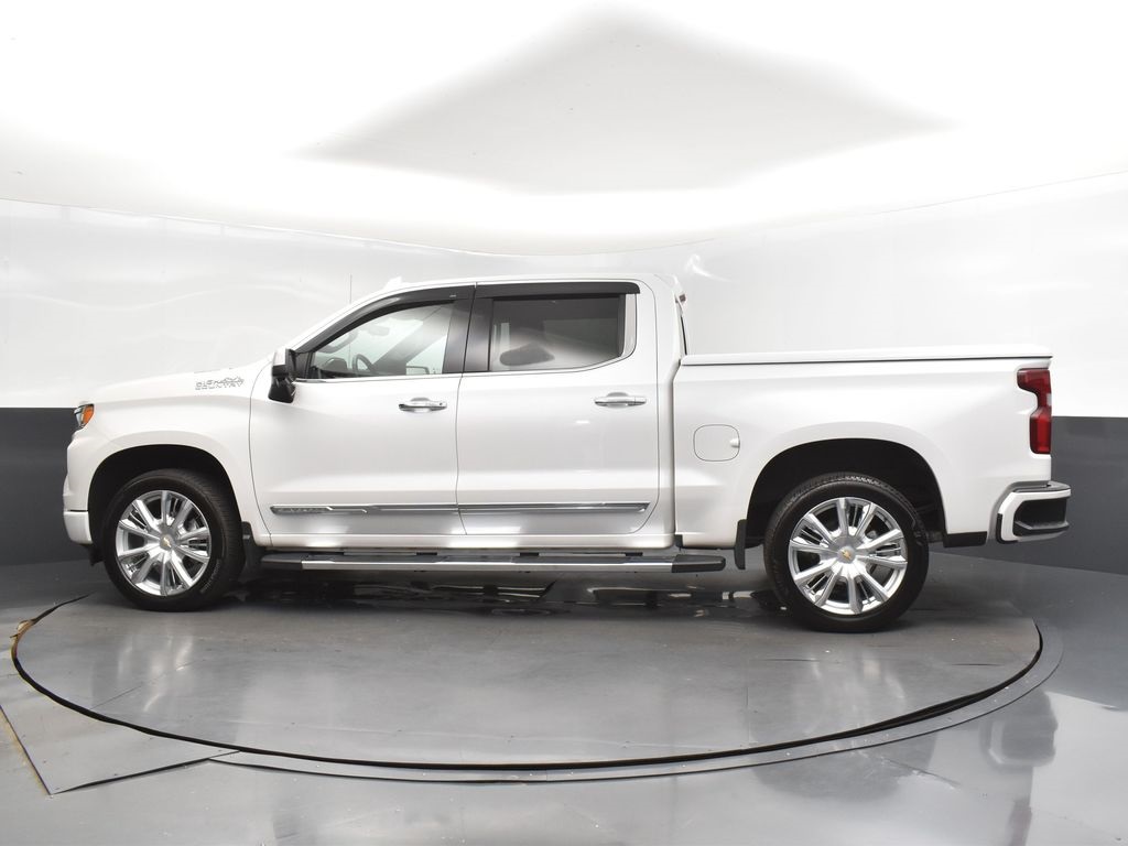 2024 Chevrolet Silverado 1500 High Country photo 4