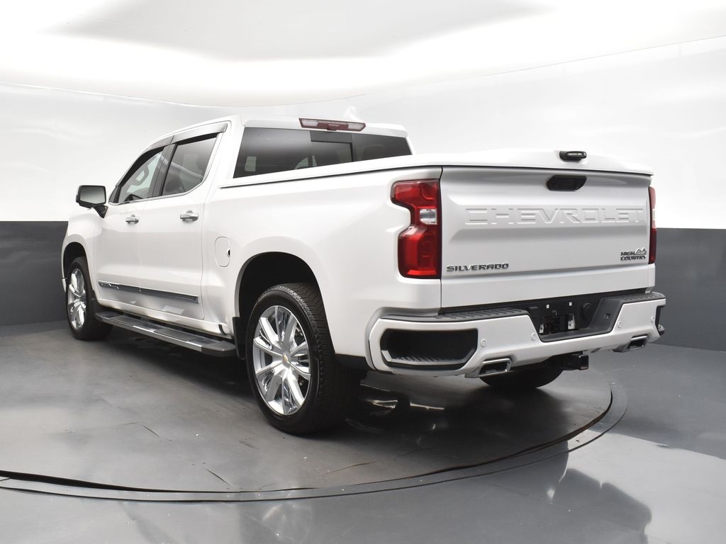 2024 Chevrolet Silverado 1500 High Country photo 5