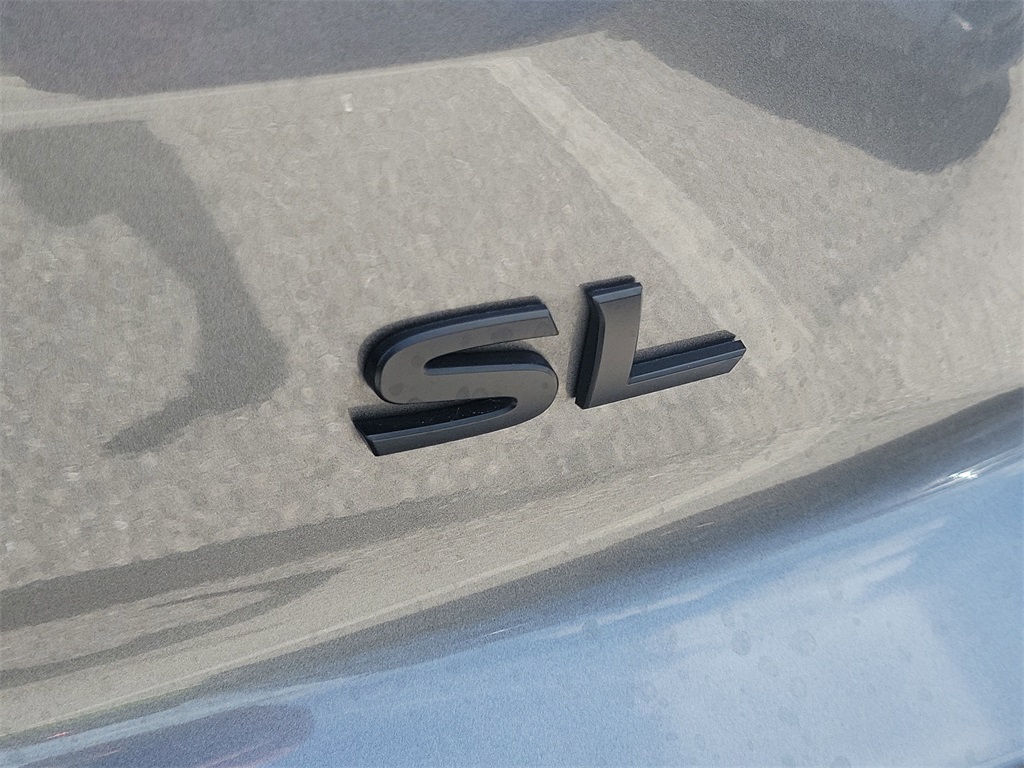 2024 Gun Metallic Nissan Pathfinder SL FWD SUV