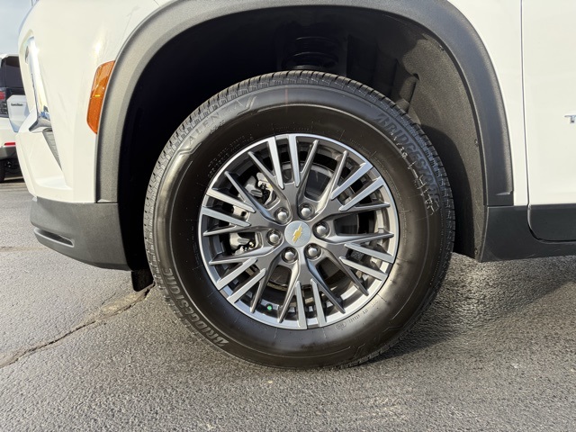 new 2026 Chevrolet Traverse car, priced at $45,020