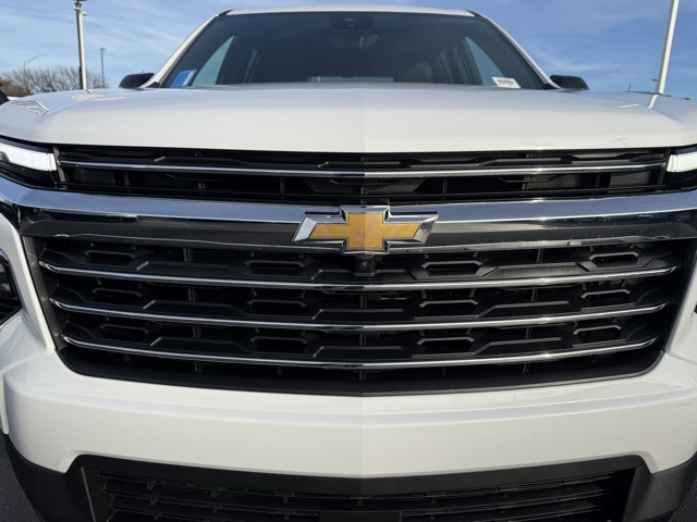 new 2026 Chevrolet Traverse car, priced at $45,020