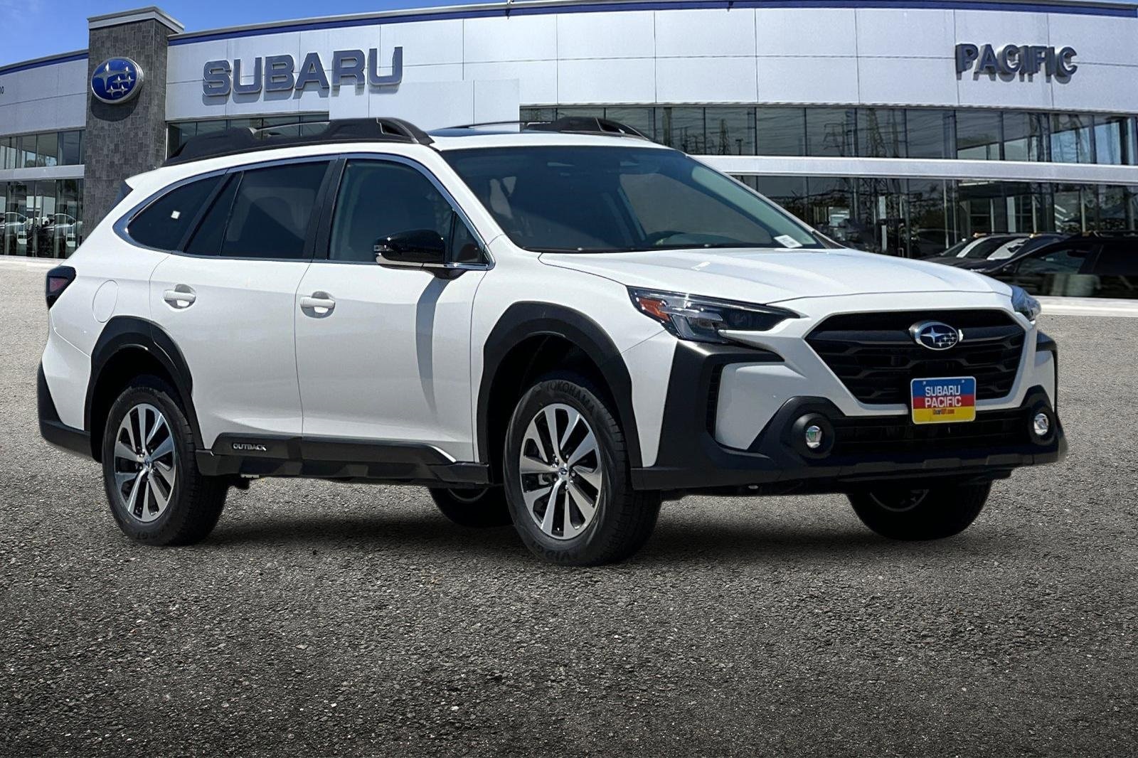 2025 Subaru Outback Premium's photo