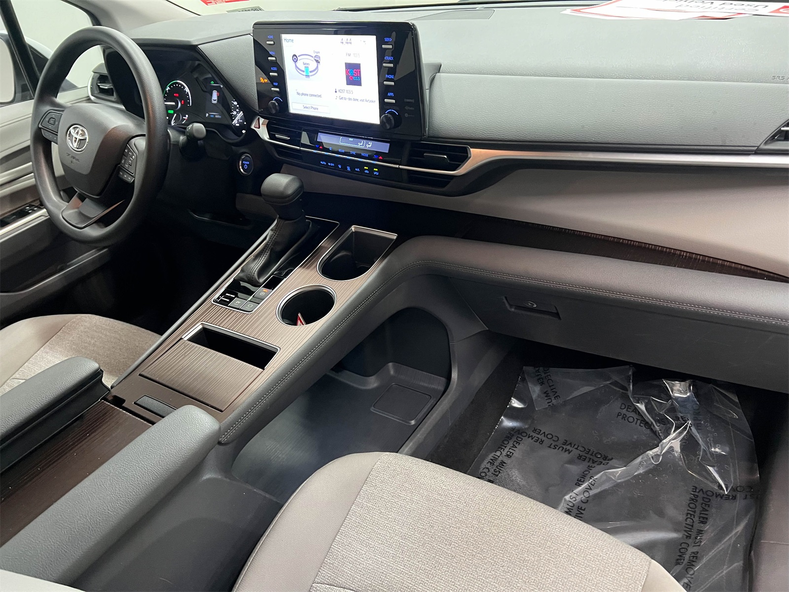 used 2023 Toyota Sienna car, priced at $41,788