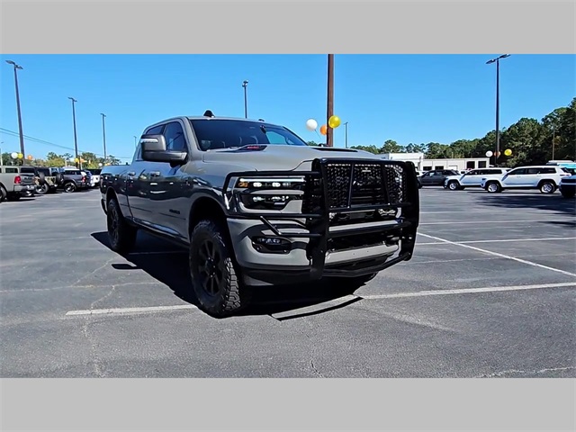 2026 Ram 2500 Laramie Crew Cab 4x4 6'4" Box