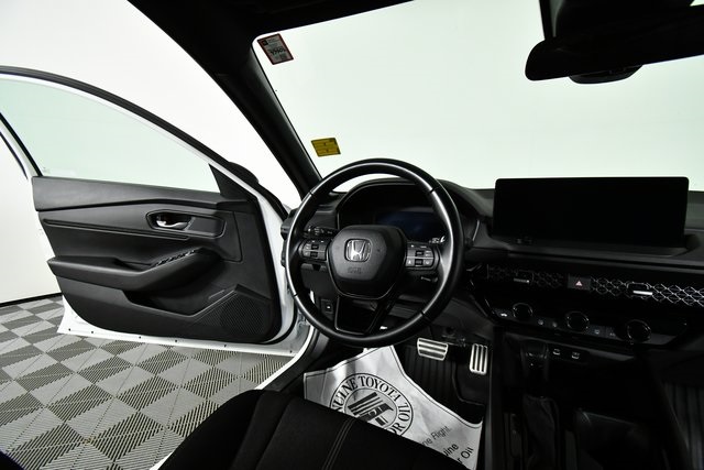 2023 Honda Accord Hybrid Sport photo 16