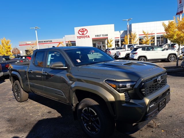 2025 Toyota Tacoma TRD Sport Double Cab photo 3
