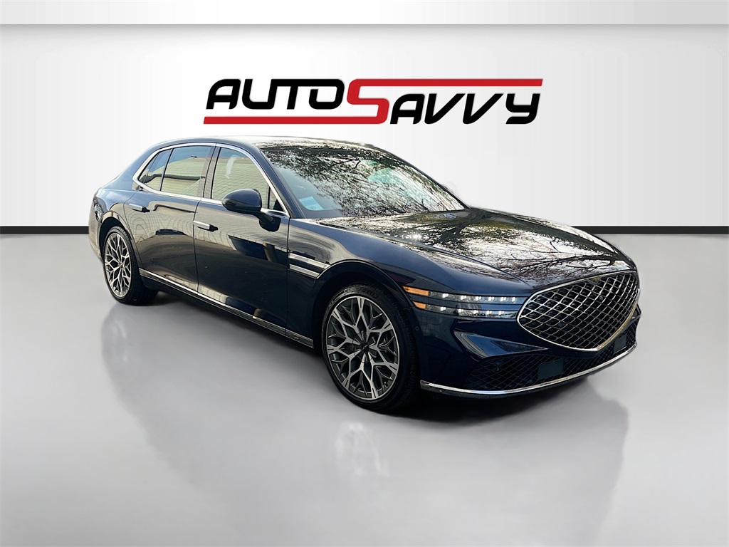 2024 GENESIS G90 Base's photo