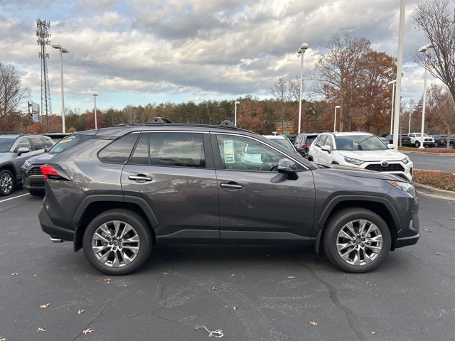 2025 Toyota RAV4 Limited photo 4