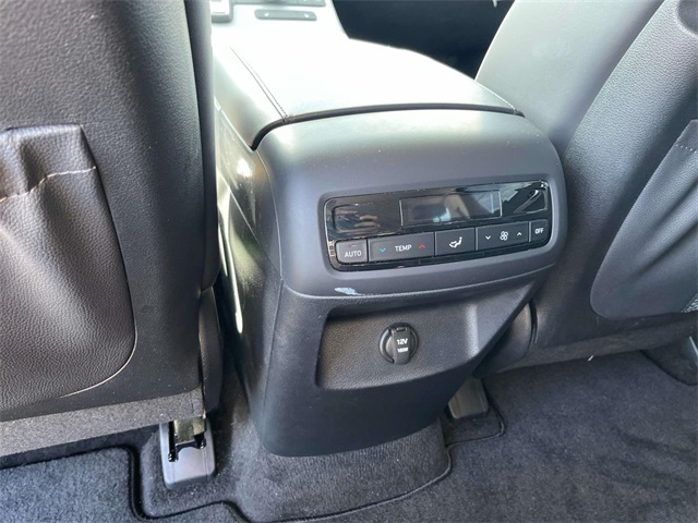 used 2025 Hyundai Palisade car, priced at $43,005