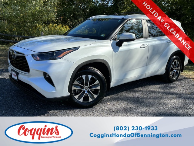 2023 Toyota Highlander XLE's photo