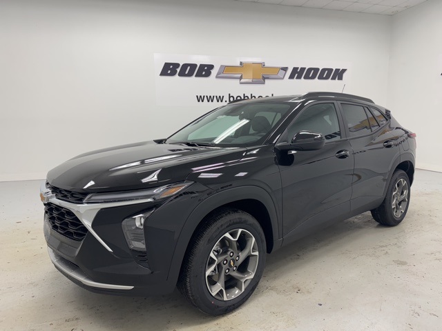 new 2026 Chevrolet Trax car, priced at $25,885