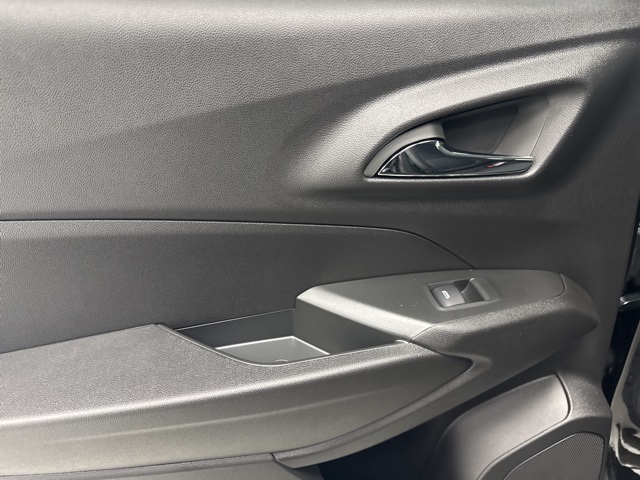 new 2026 Chevrolet Trax car, priced at $25,885