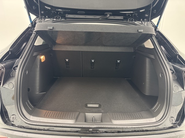 new 2026 Chevrolet Trax car, priced at $25,885