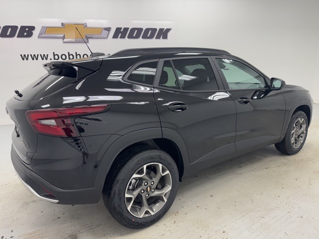 new 2026 Chevrolet Trax car, priced at $25,885