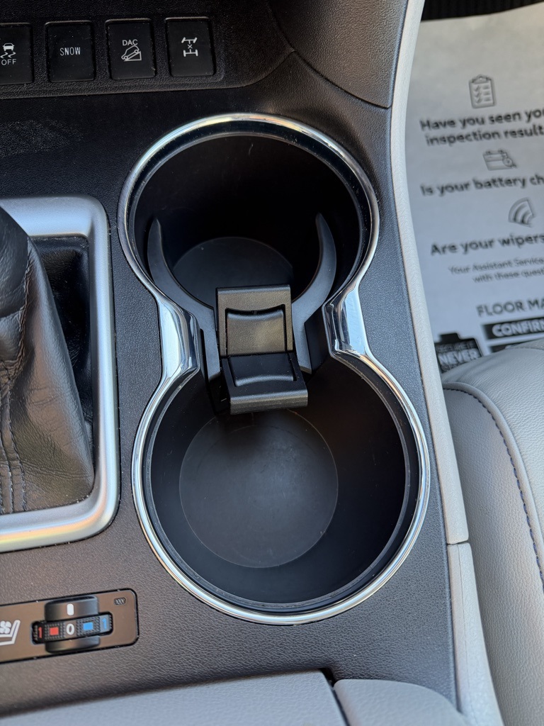 used 2019 Toyota Highlander car, priced at $26,903