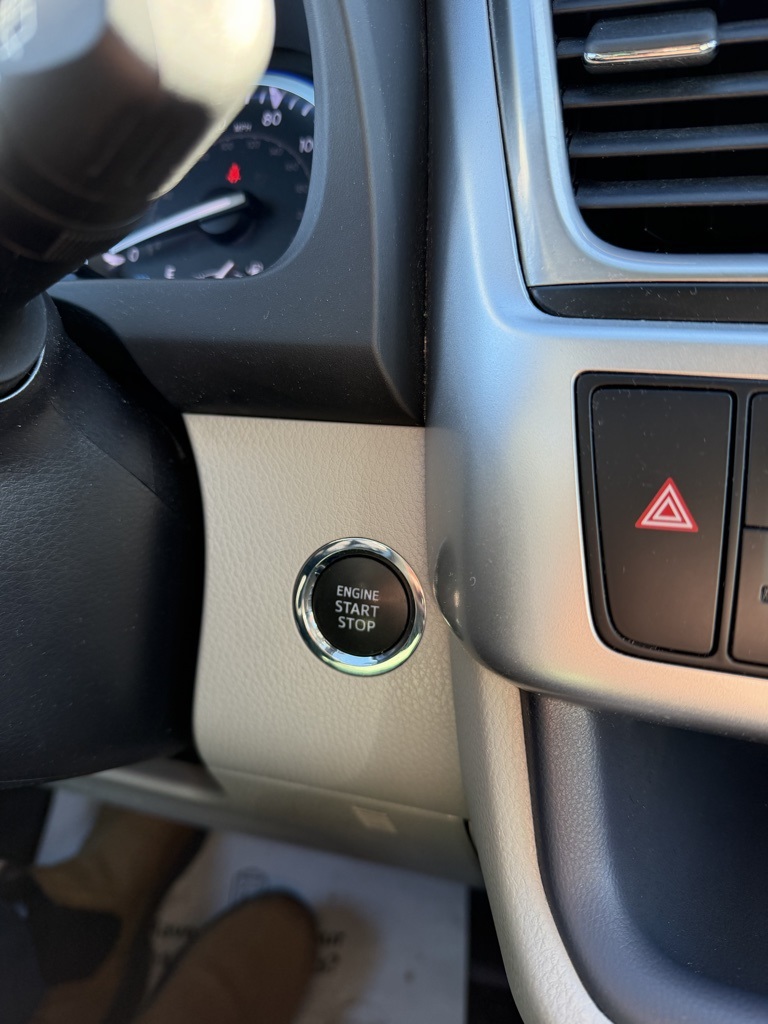 used 2019 Toyota Highlander car, priced at $26,903