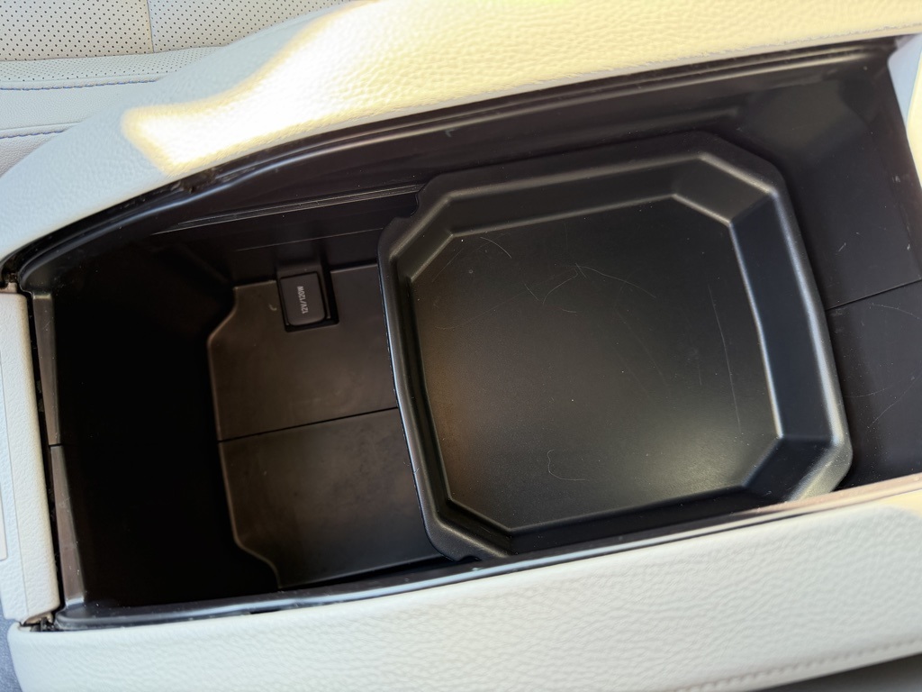 used 2019 Toyota Highlander car, priced at $26,903