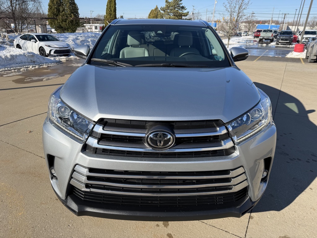 used 2019 Toyota Highlander car, priced at $26,903