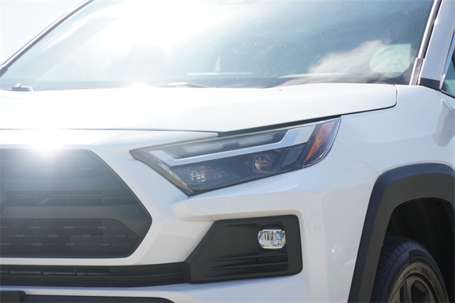 2022 Toyota RAV4 Adventure photo 4