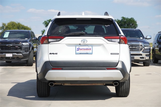 2022 Toyota RAV4 Adventure photo 8