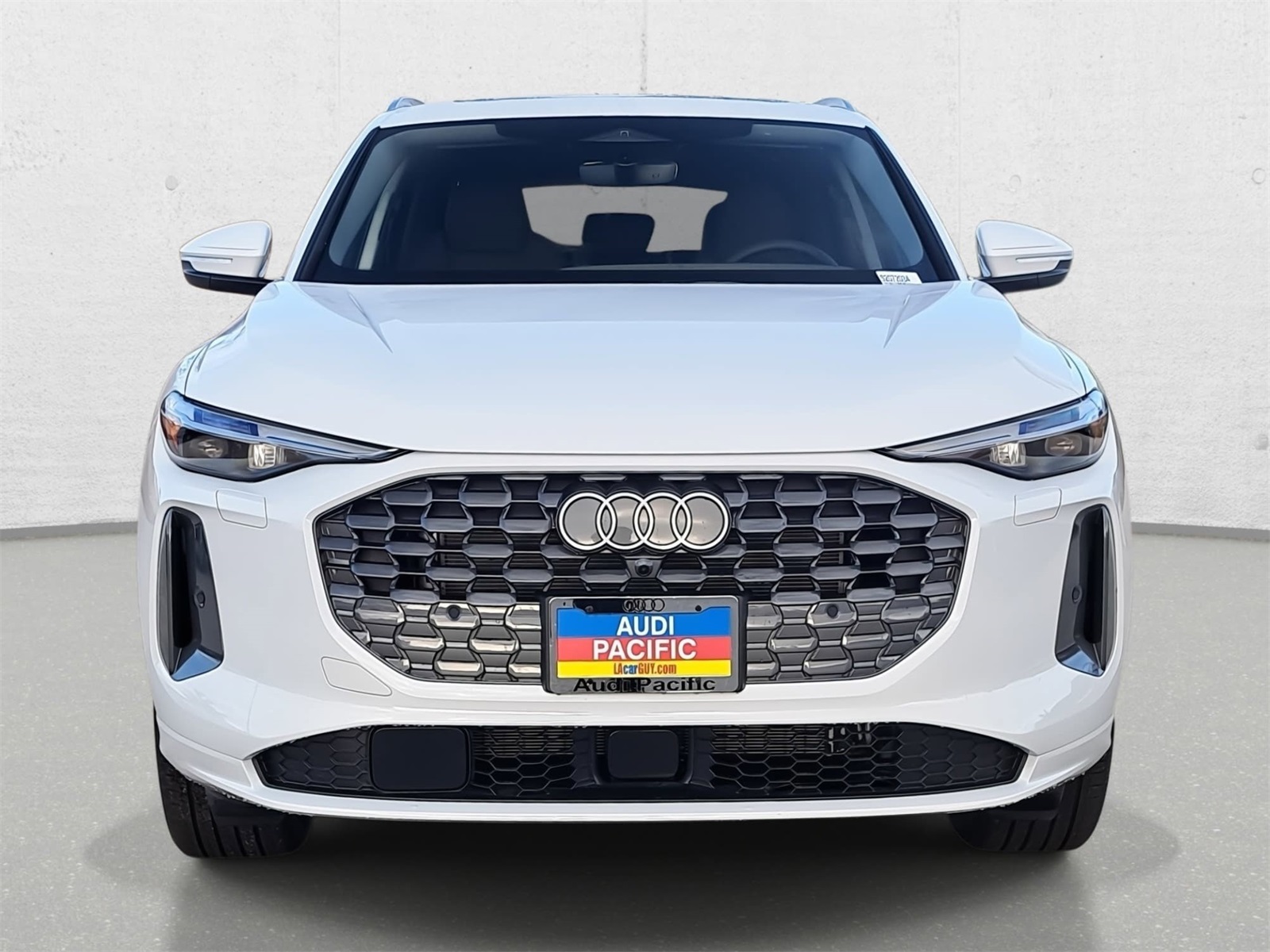 2025 Audi New Q5 Premium Plus's photo