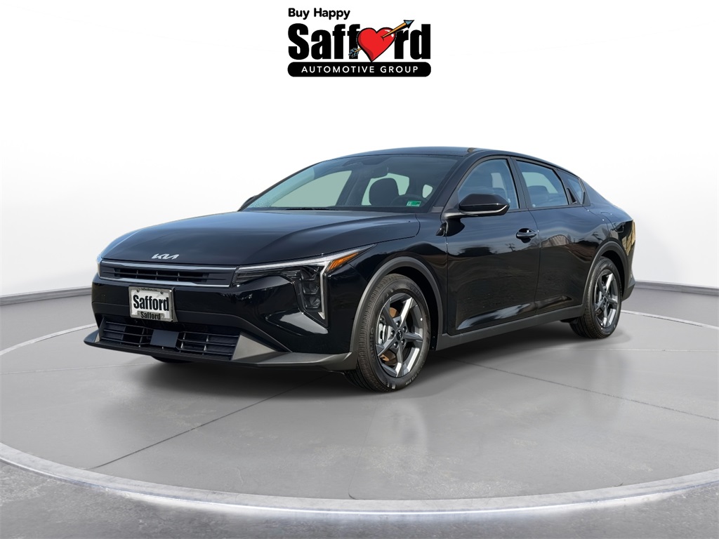 2025 Kia K4 LXS's photo