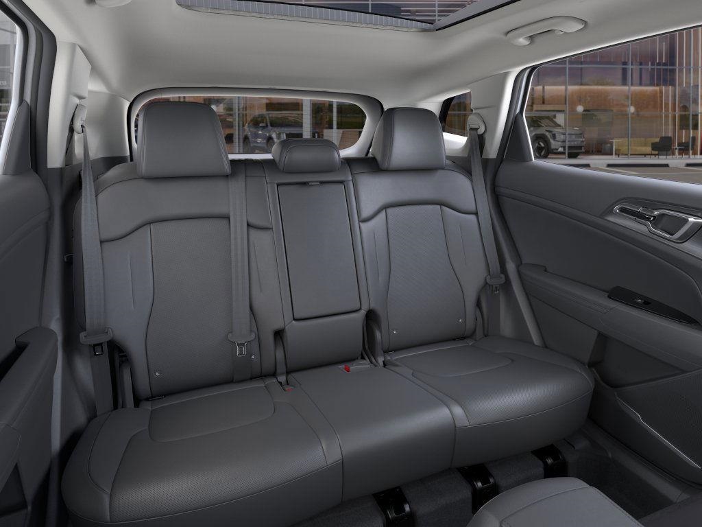 2025 Kia Sportage EX - Photo 16