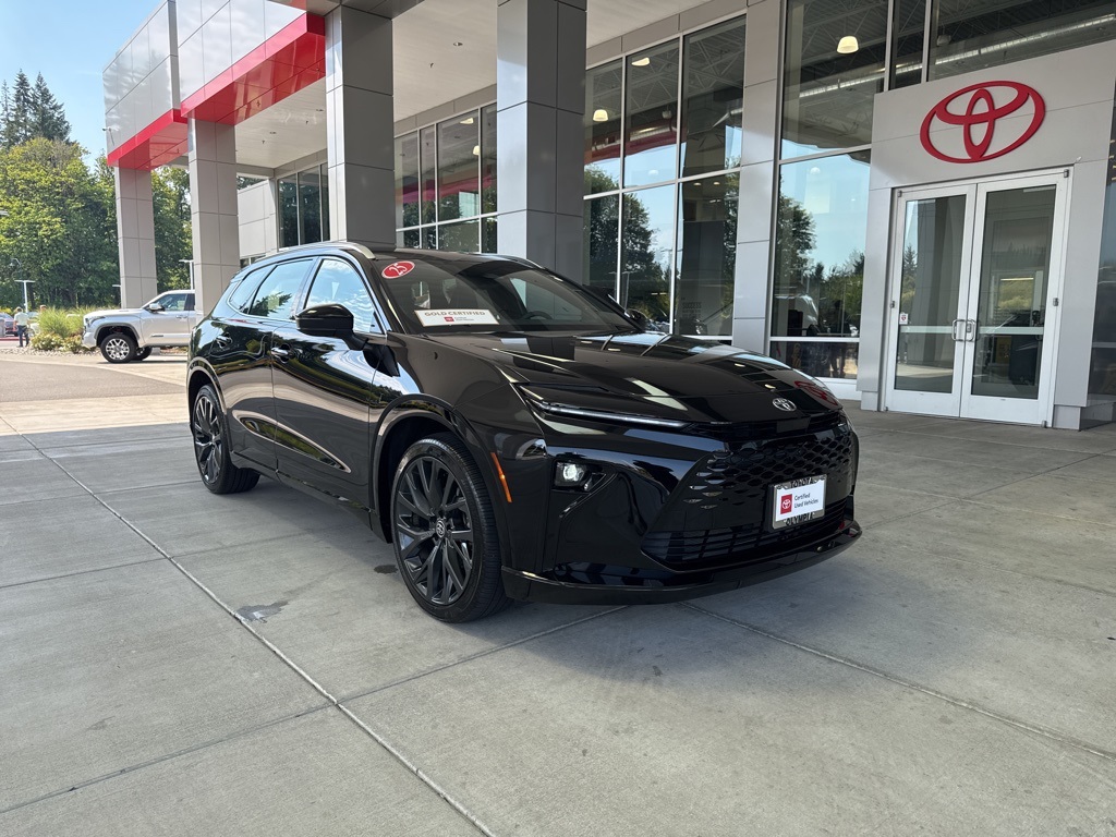 2025 Toyota Crown Signia Limited