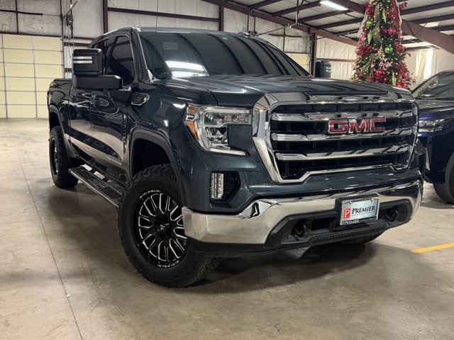 2021 GMC Sierra 1500 SLE's photo