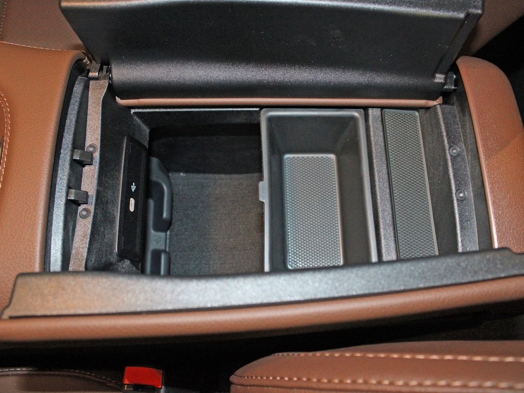 used 2026 Mercedes-Benz GLE car, priced at $66,665