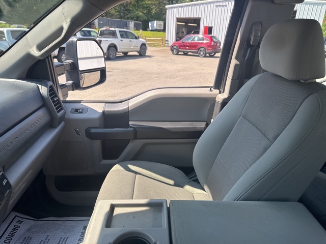 2020 Black Ford Super Duty F-350 SRW XL 4X4