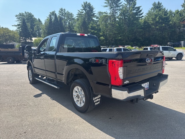 2020 Black Ford Super Duty F-350 SRW XL 4X4